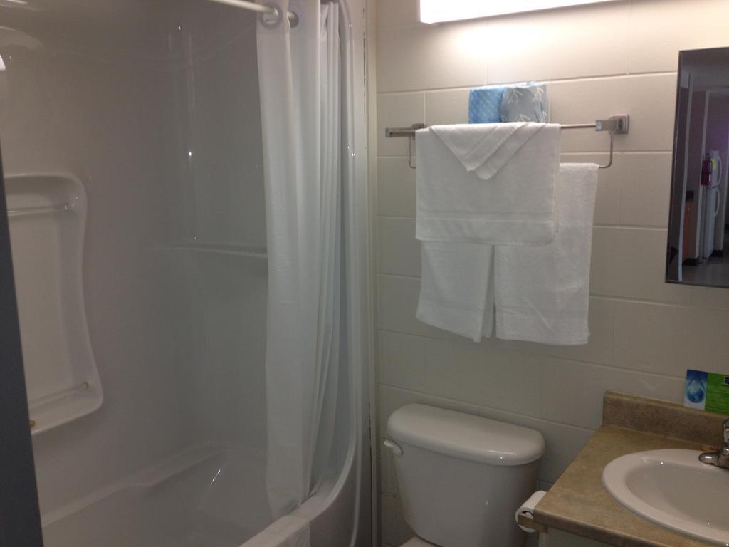 Residence & Conference Centre - Sudbury West Luaran gambar